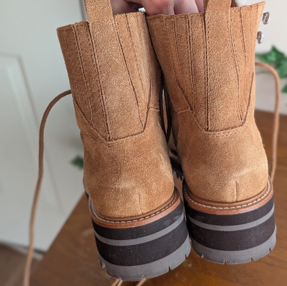 MARC FISHER Izzie Boot Shearling Suede Light Tan Brown Lugsole Lace Up Lizzie 6 - Picture 16 of 16